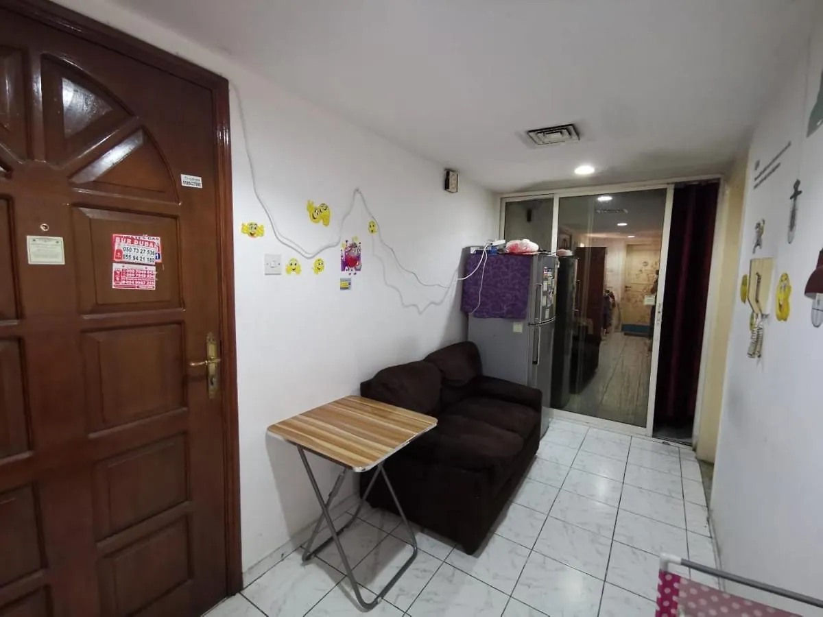 Bed Space For Males Near Metro Station Dubai